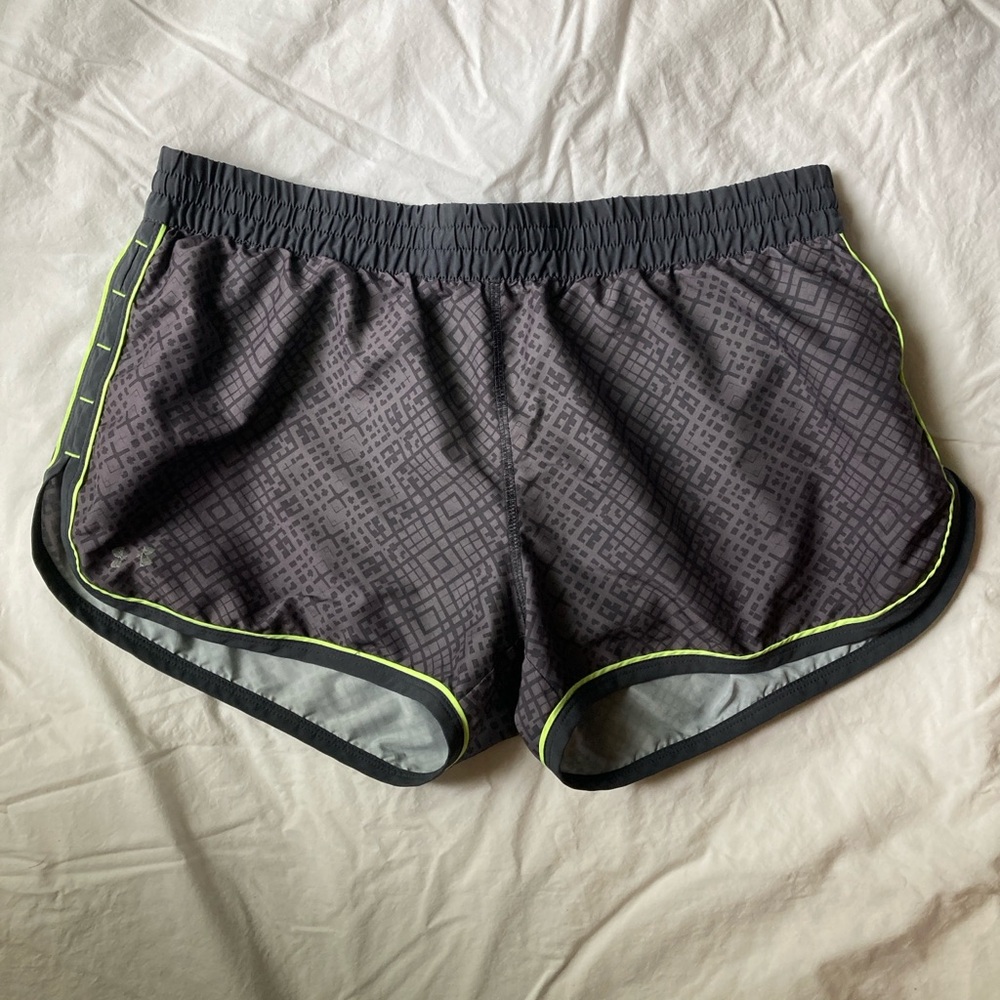Under Armour Women’s Grey Shorts